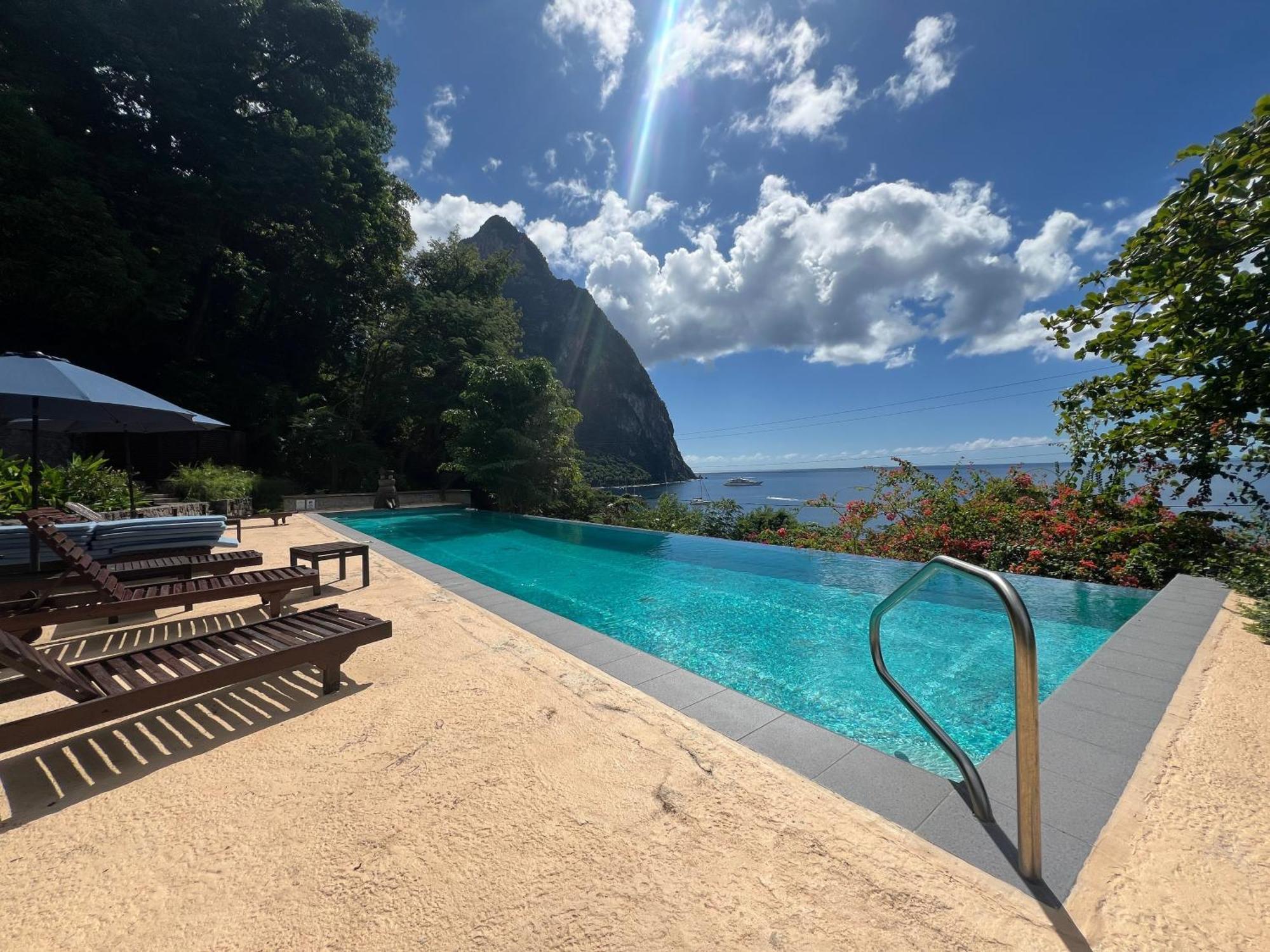 Authentic St, Lucian Experience At Prestigious 2-Bed Villa - Colibri Cottage Villa Soufrière 외부 사진